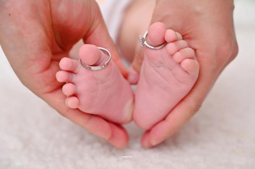 巴音郭楞蒙古五个月孕妇肚子多大